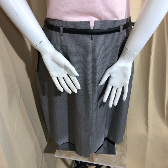 *NWT* Made in 🇨🇦 Tristan Skirt! - Picture 12 of 12